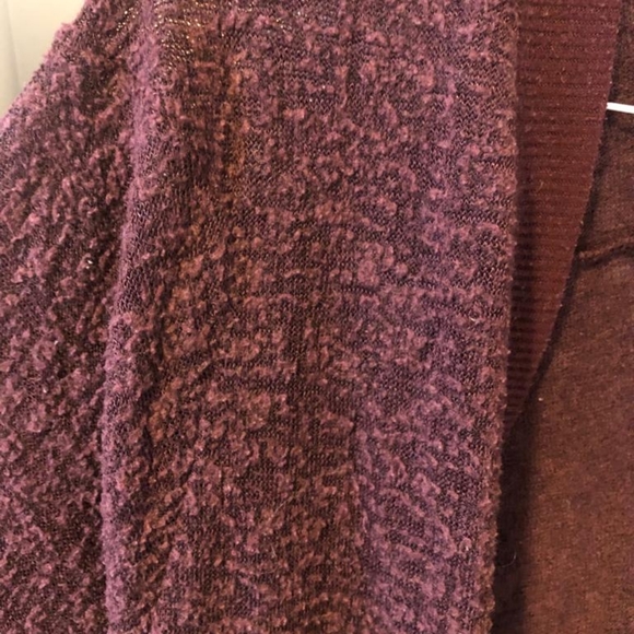🎉2 for $15🎉 Urban Outfitters Merlot Cardigan - Picture 3 of 4